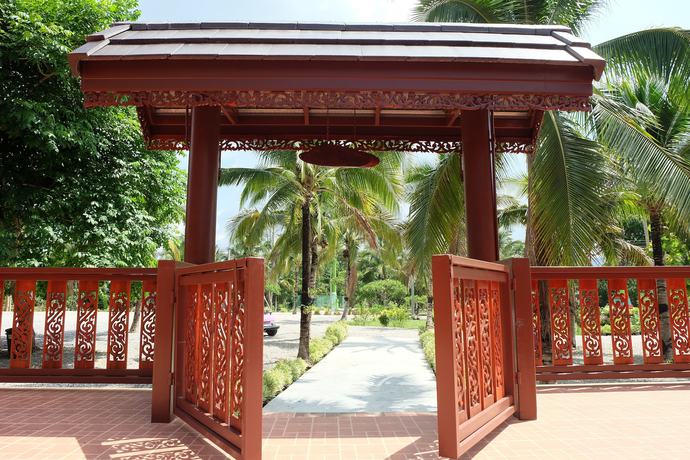 Imagen de los exteriores del Hotel Baansuan Agape. Foto 17