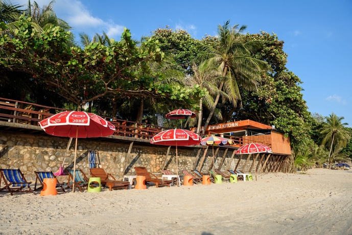 Imagen de los exteriores del Hotel Baansuan Aokhai Beach Resort. Foto 13