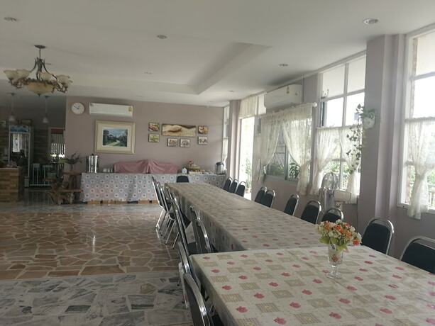 Imagen del bar/restaurante del Hotel Baansuan Keb Tawan Resort. Foto 15