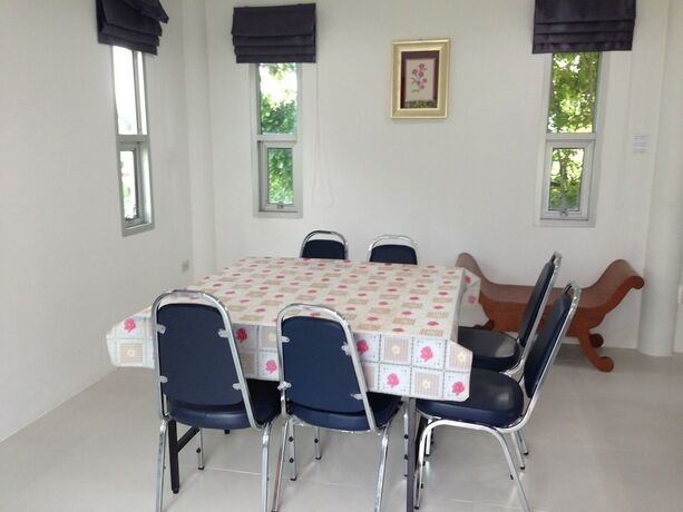 Imagen del bar/restaurante del Hotel Baansuan Keb Tawan Resort. Foto 16