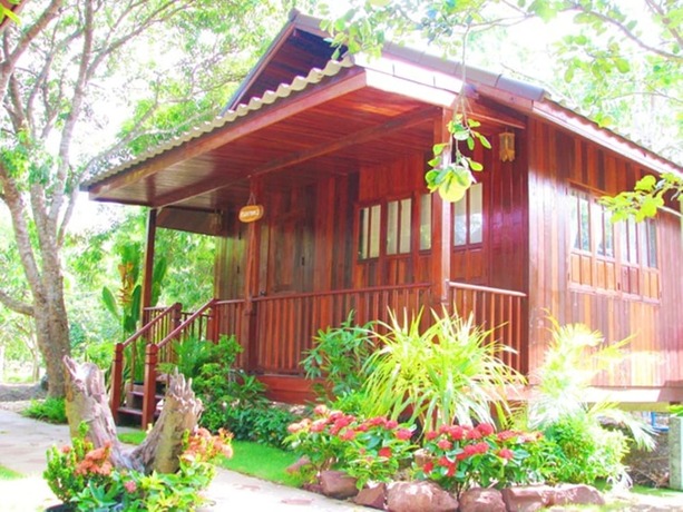 Imagen de la habitación del Hotel Baansuanlynjee Maeklong Resort. Foto 18