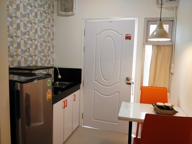 Imagen de la habitación del Hotel Baansuanprannok. Foto 12