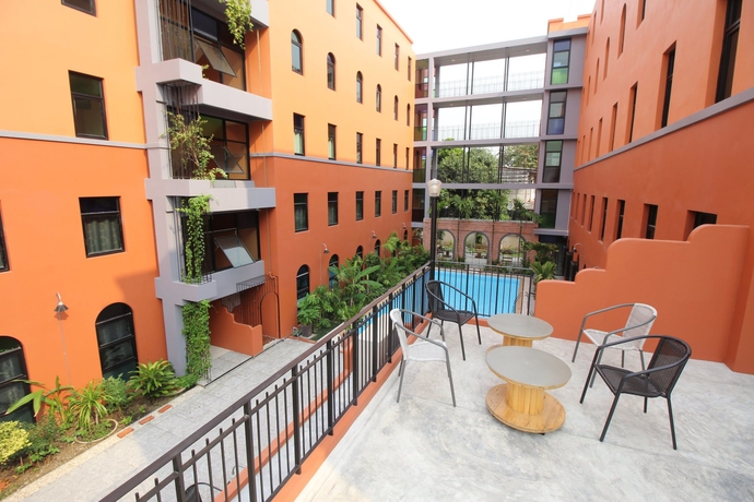 Imagen de los exteriores del Hotel Baansuanprannok. Foto 16