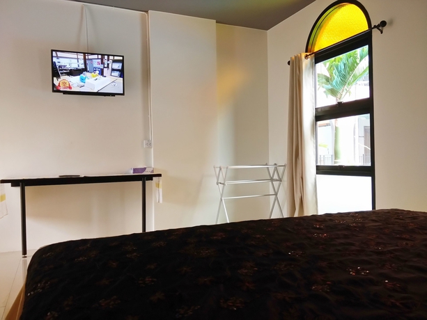 Imagen de la habitación del Hotel Baansuanprannok. Foto 14