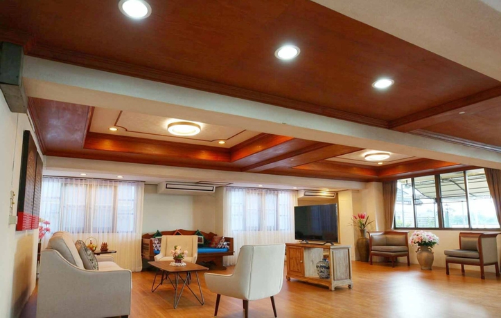 Imagen de los interiores del Hotel Baanthanam-nont. Foto 17