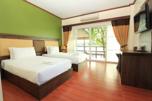 Imagen de la habitación del Hotel Baantip Suantong. Foto 2