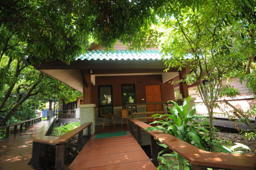 Imagen de la habitación del Hotel Baantip Suantong. Foto 16