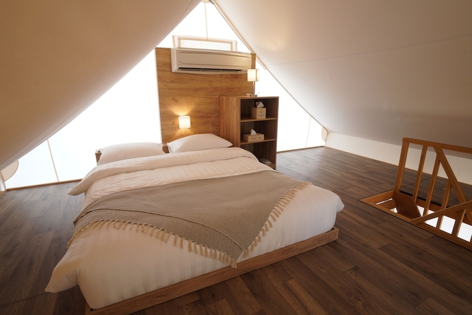 Imagen de la habitación del Hotel Bab Al Nojoum Hudayriyat Camp. Foto 11