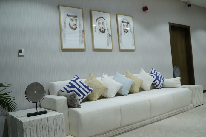 Imagen de los interiores del Hotel Bab Al Nojoum Hudayriyat Camp. Foto 19