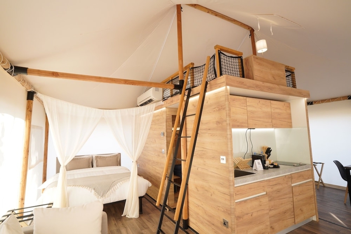 Imagen de la habitación del Hotel Bab Al Nojoum Hudayriyat Camp. Foto 14