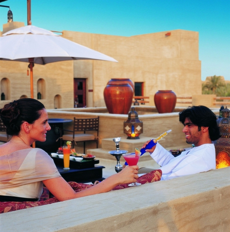 Imagen de los exteriores del Hotel Bab Al Shams. Foto 6