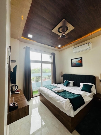 Imagen de la habitación del Hotel Baba Kinaram Kutir. Foto 2