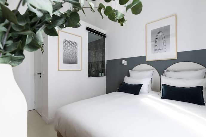 Imagen de la habitación del Hotel Baba, París. Foto 3