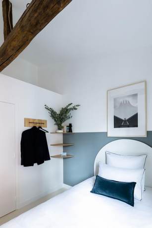 Imagen de la habitación del Hotel Baba, París. Foto 5