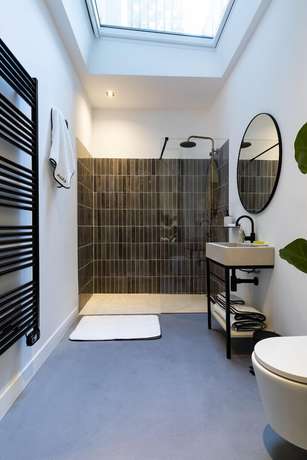 Imagen de la habitación del Hotel Baba, París. Foto 8