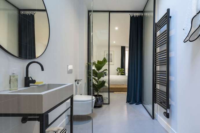 Imagen de la habitación del Hotel Baba, París. Foto 15