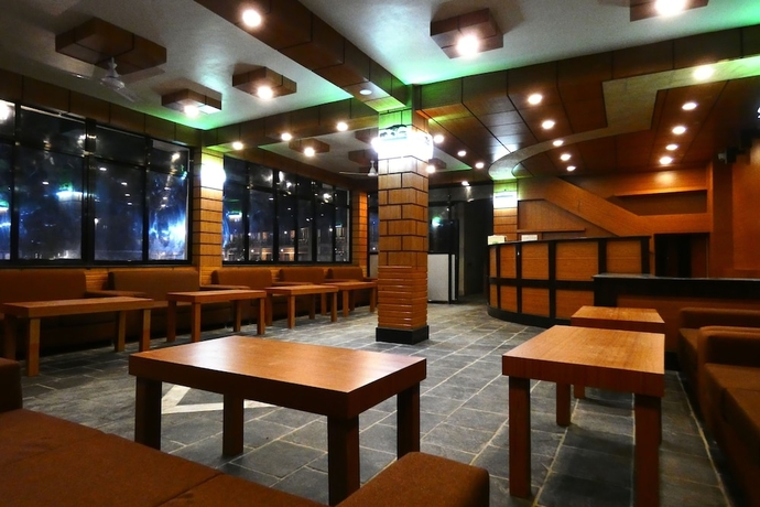 Imagen de los interiores del Hotel Babai Resort. Foto 16