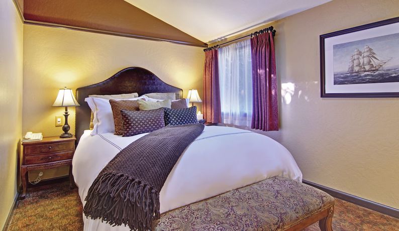Imagen de la habitación del Hotel Babbling Brook Inn. Foto 13