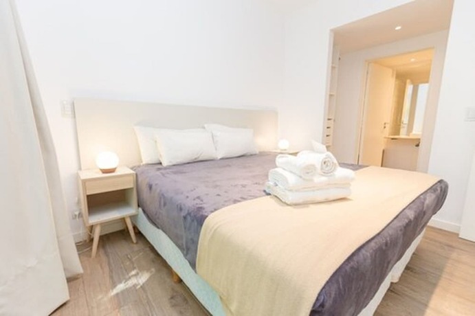 Imagen de la habitación del Hotel Babel Belgrano. Foto 17