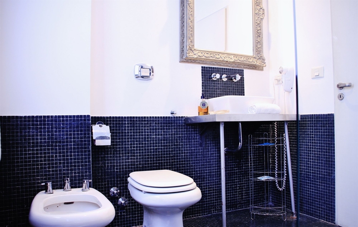 Imagen de la habitación del Hotel Babel Palermo. Foto 10