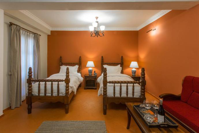 Imagen de la habitación del Hotel Baber Mahal Vilas. Foto 3
