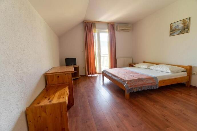 Imagen de la habitación del Hotel Babic. Foto 16