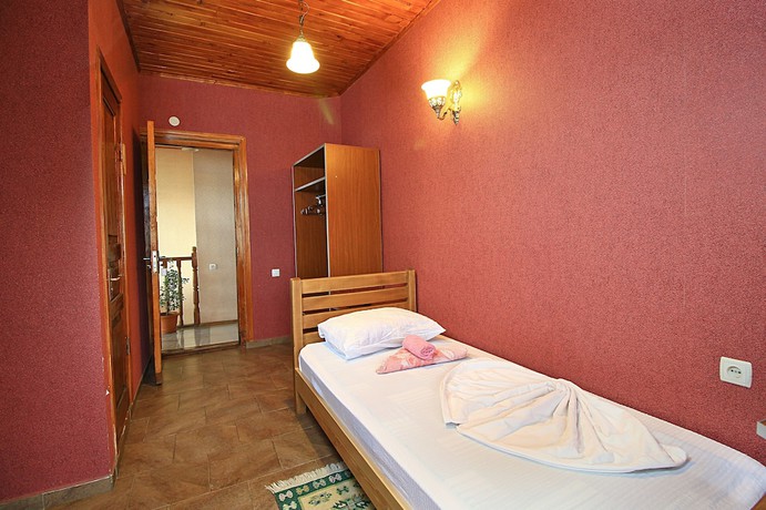 Imagen de la habitación del Hotel Babilina. Foto 16