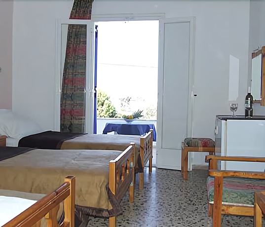 Imagen de la habitación del Hotel Babis. Foto 7