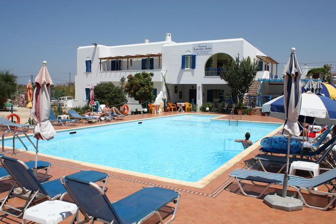 Imagen de los exteriores del Hotel Babis and Katerina Studios. Foto 11