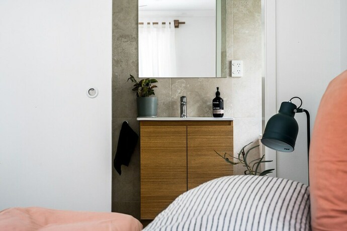 Imagen de los interiores del Hotel Baby Blue. Foto 15