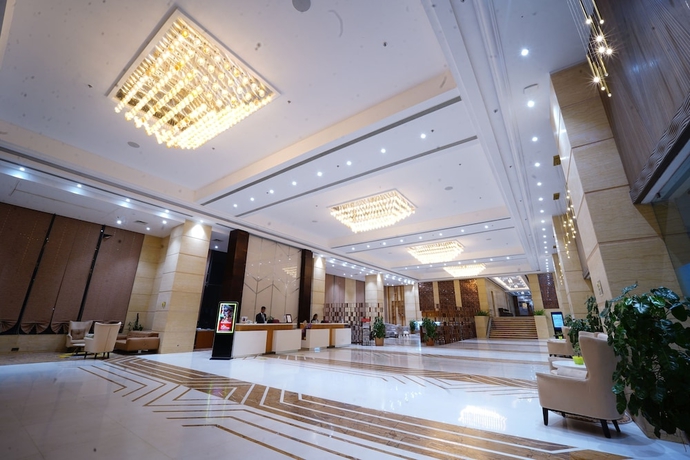 Imagen de los interiores del Hotel Babylon Capital. Foto 18