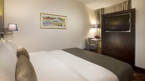 Imagen de la habitación del Hotel Babylon Rotana. Foto 5