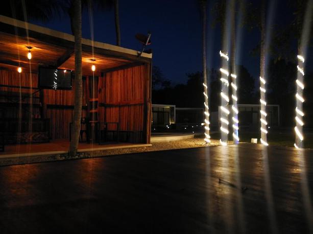 Imagen del bar/restaurante del Hotel Bacalar 777 Boutique. Foto 12