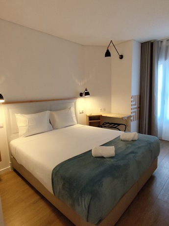 Imagen de la habitación del Hotel Bacalhoeiros 125. Foto 10