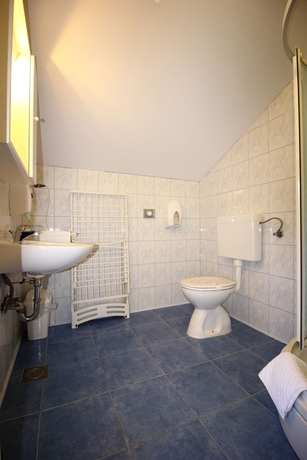 Imagen de la habitación del Hotel Bacan Serviced Apartments. Foto 12