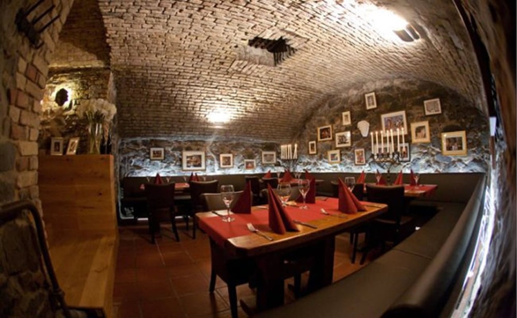 Imagen del bar/restaurante del Hotel Bacchus, Bensheim. Foto 6