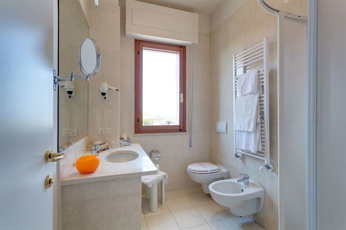 Imagen de la habitación del Hotel Bacco, Lido Di Camaiore. Foto 4