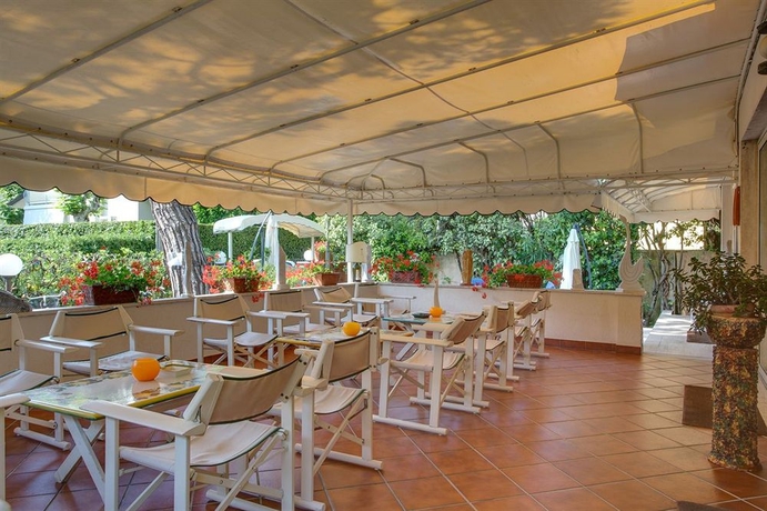 Imagen de los exteriores del Hotel Bacco, Lido Di Camaiore. Foto 13