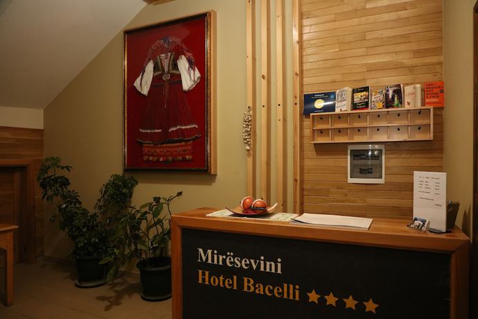 Imagen de los interiores del Hotel Bacelli. Foto 20