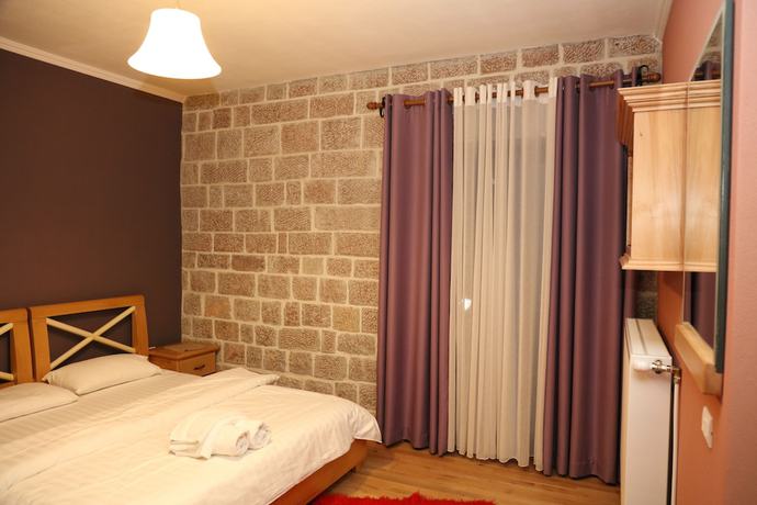 Imagen de la habitación del Hotel Bacelli. Foto 19