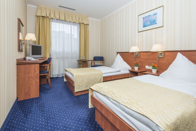 Imagen de la habitación del Hotel Bacero. Foto 4