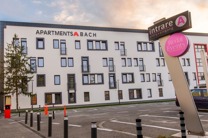 Imagen general del Hotel Bach Apartments. Foto 1