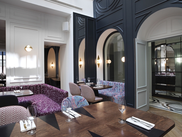 Imagen de los interiores del Hotel Bachaumont. Foto 15