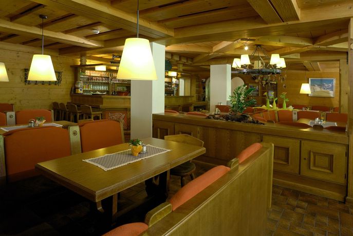 Imagen del bar/restaurante del Hotel Bacher Asitzstubn. Foto 5