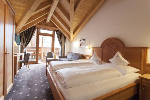 Imagen de la habitación del Hotel Bacherhof, Vandoies. Foto 6