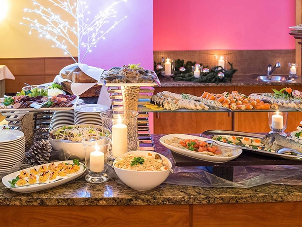 Imagen del bar/restaurante del Hotel Bachleda Kasprowy****. Foto 5