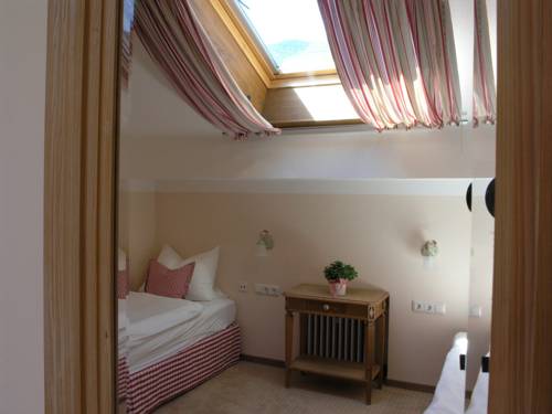 Imagen de la habitación del Hotel Bachmair Alpina. Foto 3