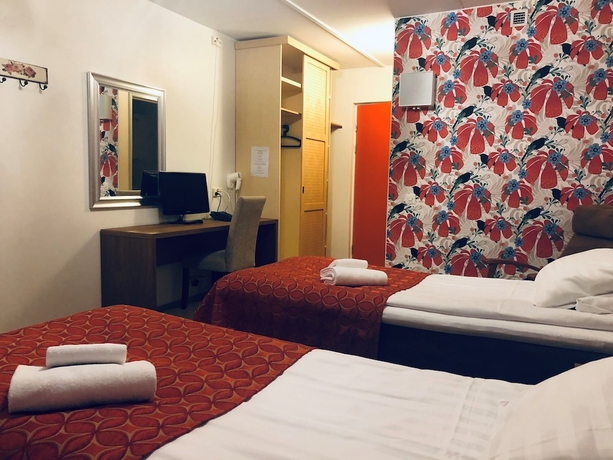 Imagen de la habitación del Hotel Backby Manor. Foto 6