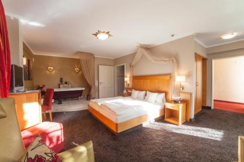 Imagen de la habitación del Hotel Backenk&ouml;hler. Foto 4