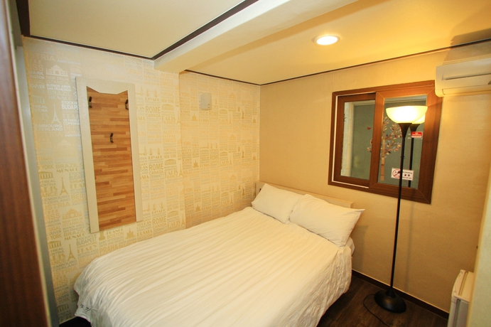 Imagen de la habitación del Hotel Backpacker Mr.Sea. Foto 15